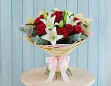 Букет цветов из:  Лилии и Розы в Мелехово