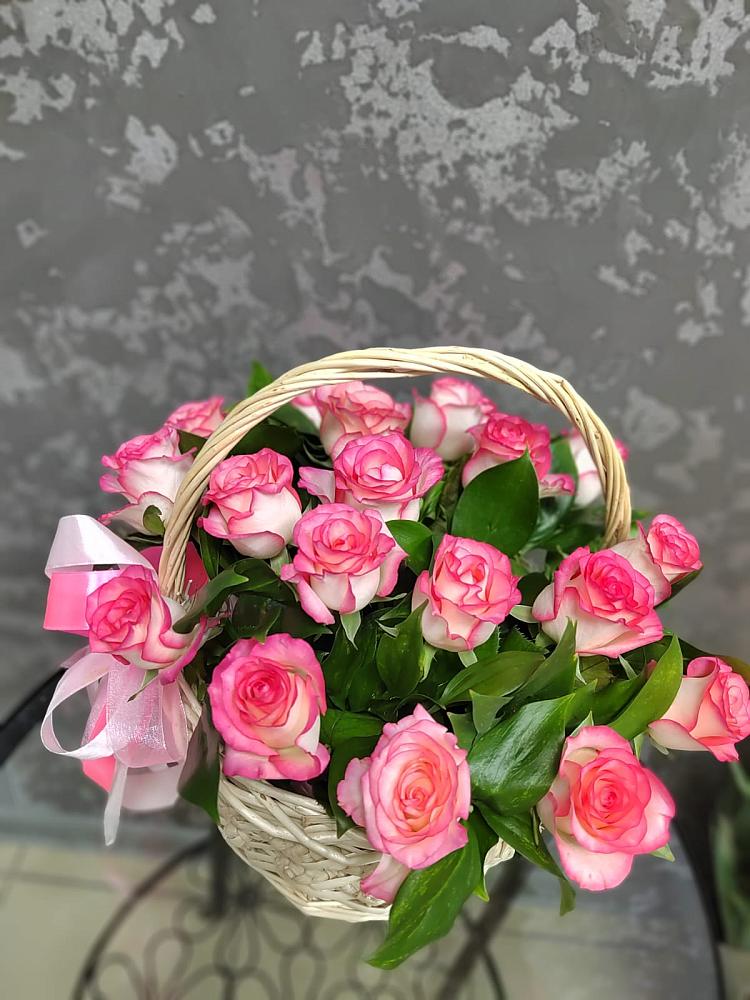 Цветочная композиция из Розы в корзине в Мелехово