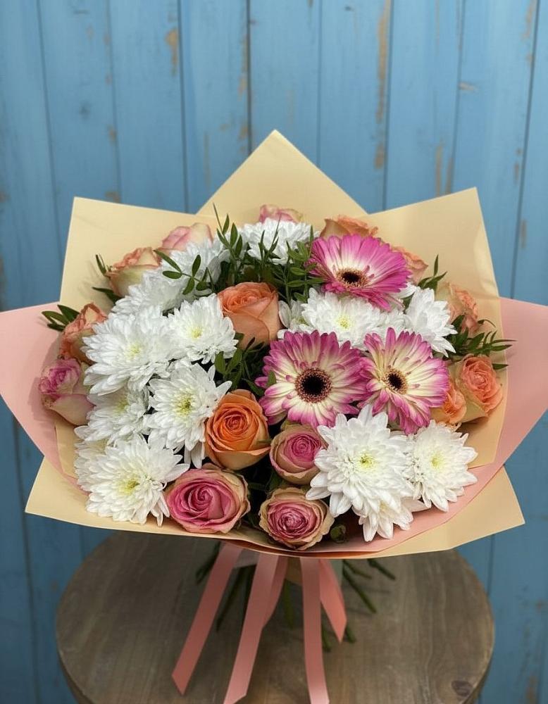 Букет цветов из: Розы, Герберы и Хризантемы в Мелехово