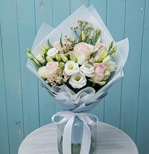 Букет цветов из:  Розы и Лизиантусы в Мелехово